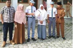 SMA 16 Banda Aceh Juara Debat Bahasa Indonesia